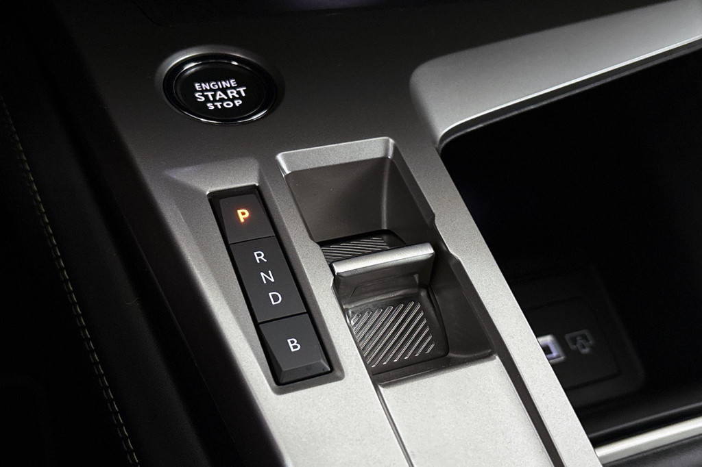 Peugeot 408 (JXF79G) met abonnement