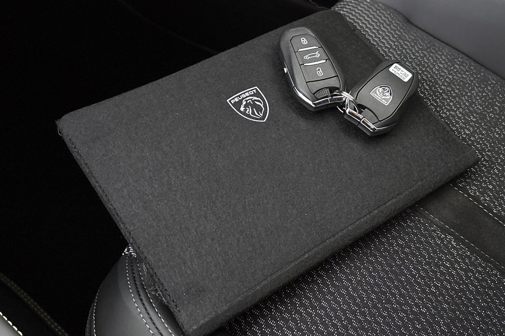 Peugeot 408 (JXF79G) met abonnement