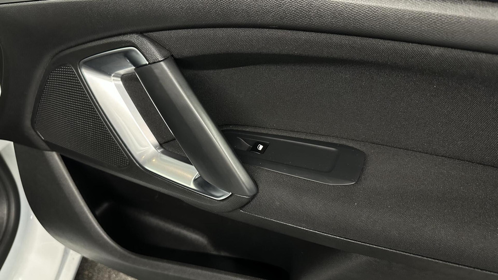 Peugeot 308 (G870HH) met abonnement