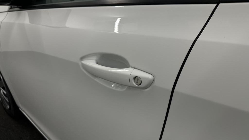 Peugeot 308 (G870HH) met abonnement