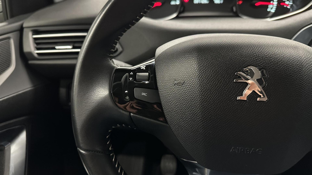 Peugeot 308 (G870HH) met abonnement