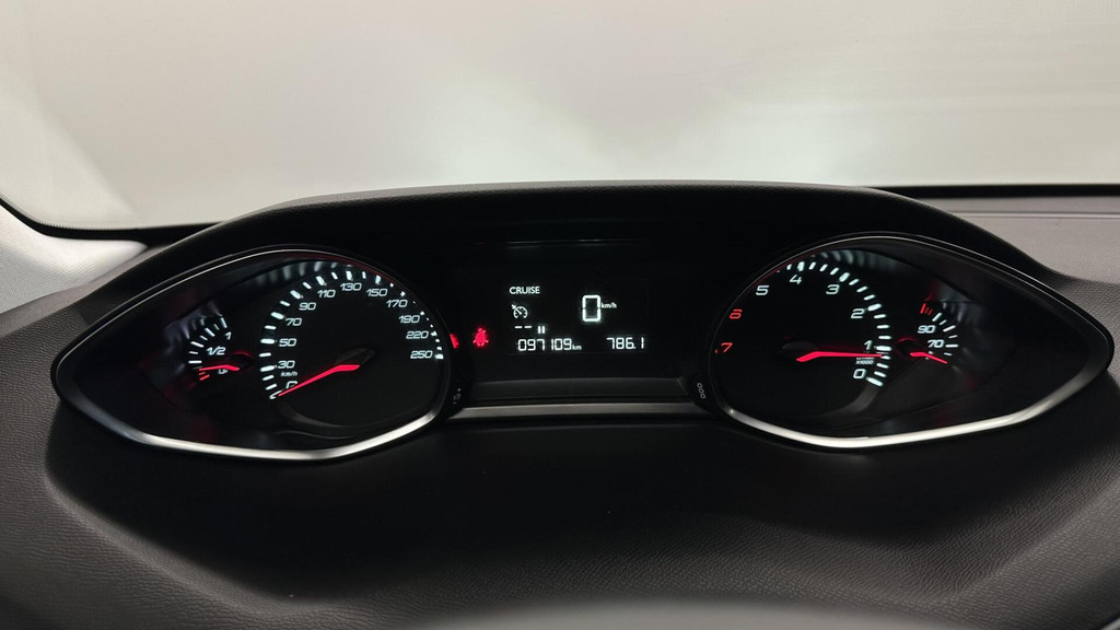 Peugeot 308 (G870HH) met abonnement