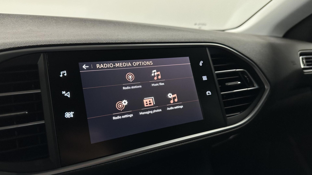 Peugeot 308 (G870HH) met abonnement