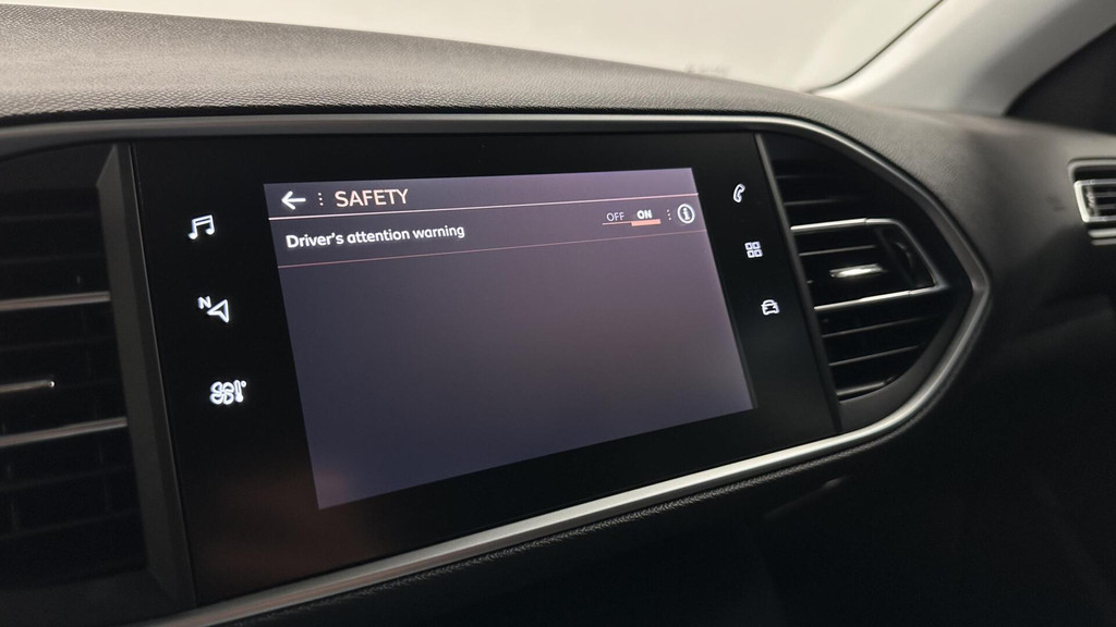 Peugeot 308 (G870HH) met abonnement