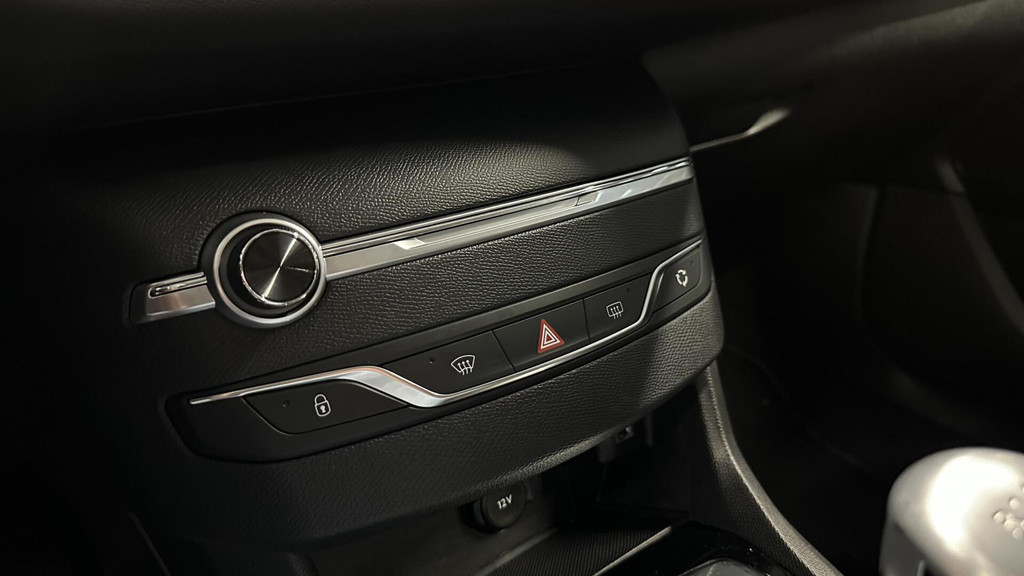 Peugeot 308 (G870HH) met abonnement