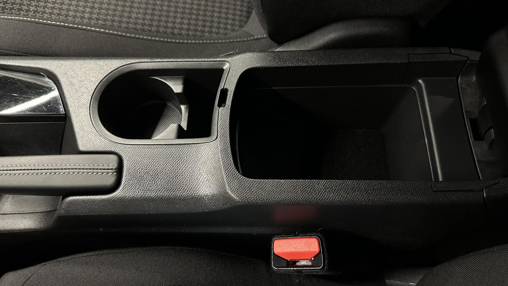 Peugeot 308 (G870HH) met abonnement