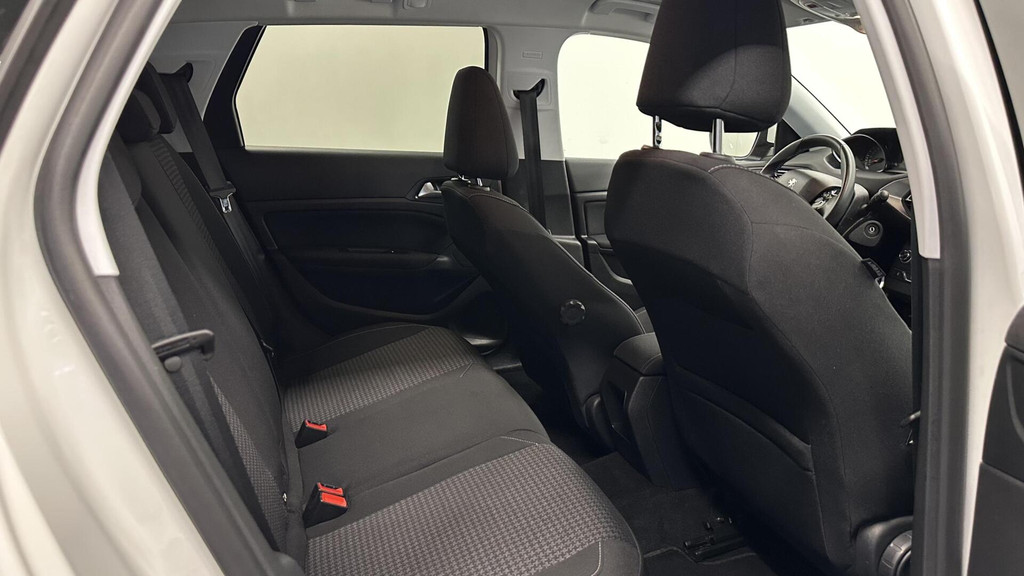 Peugeot 308 (G870HH) met abonnement