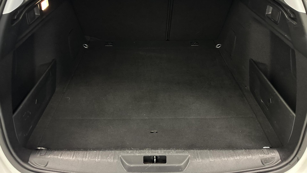 Peugeot 308 (G870HH) met abonnement