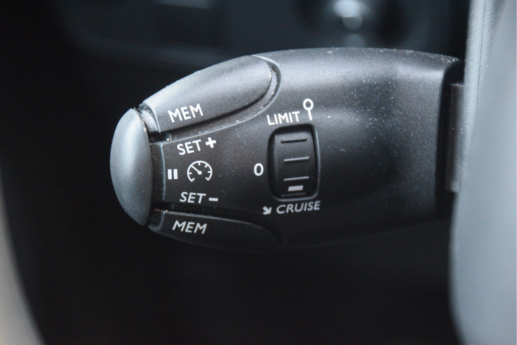 Citroën C3 (S960LH) met abonnement