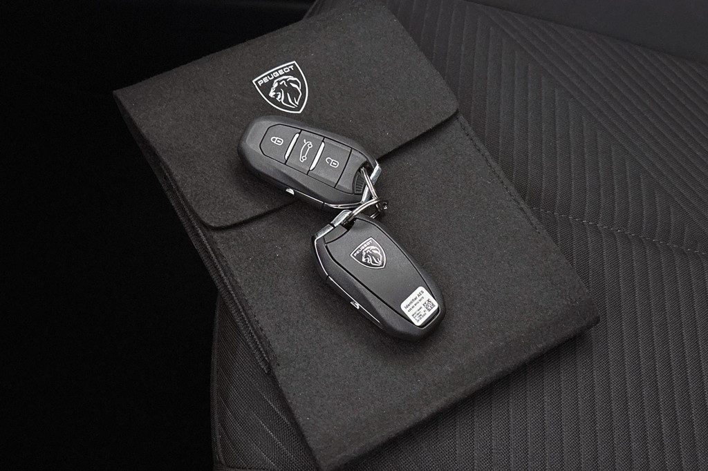 Peugeot 308 (GFR29D) met abonnement