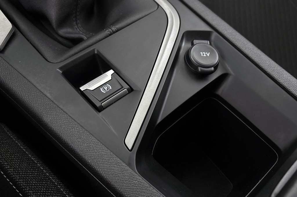 Peugeot 308 (GFR25D) met abonnement