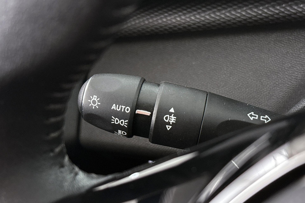 Peugeot 308 (GFR33D) met abonnement