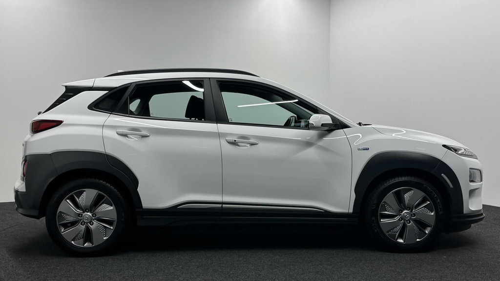Hyundai Kona (J447JX) met abonnement