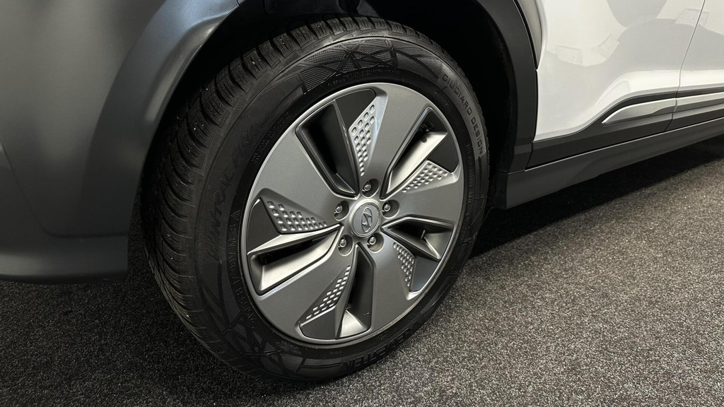 Hyundai Kona (J447JX) met abonnement