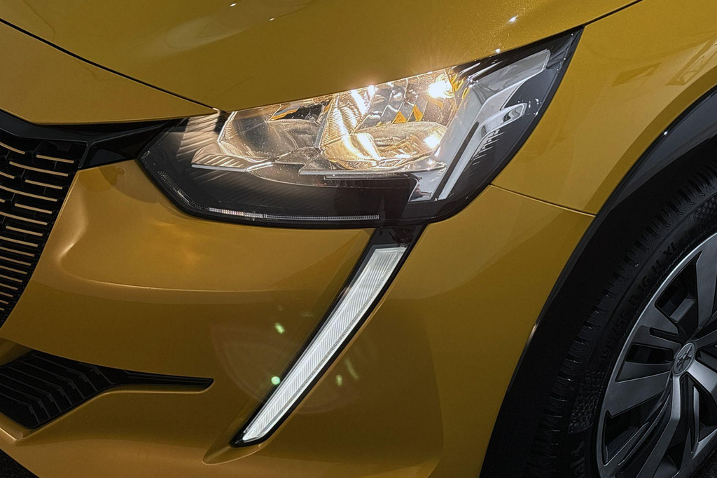 Peugeot e-208 (T493PB) met abonnement