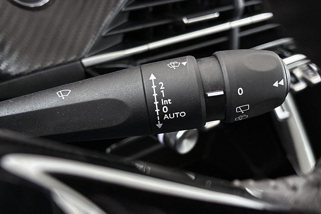 Peugeot e-208 (T493PB) met abonnement