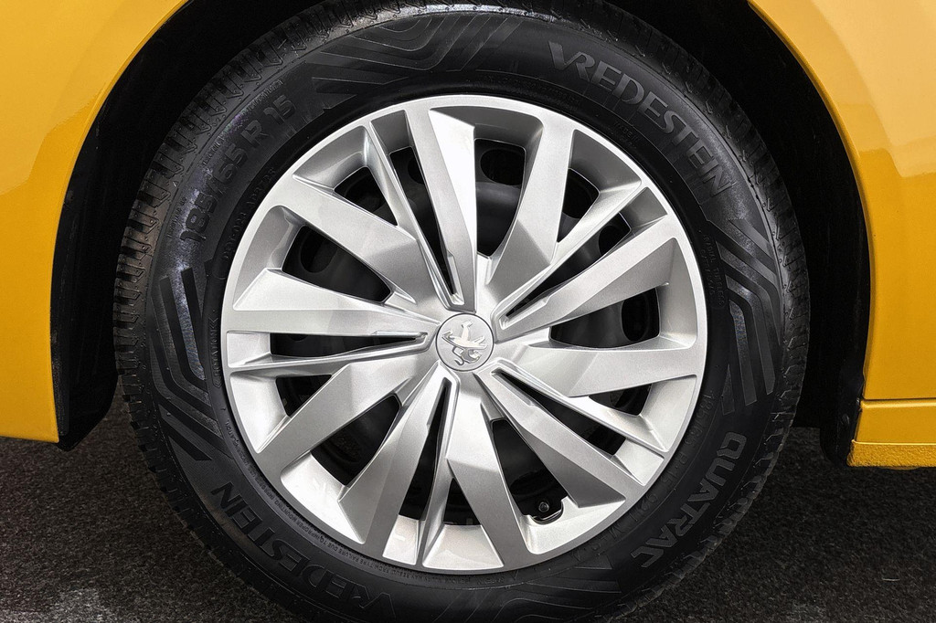 Peugeot 208 (T071HS) met abonnement