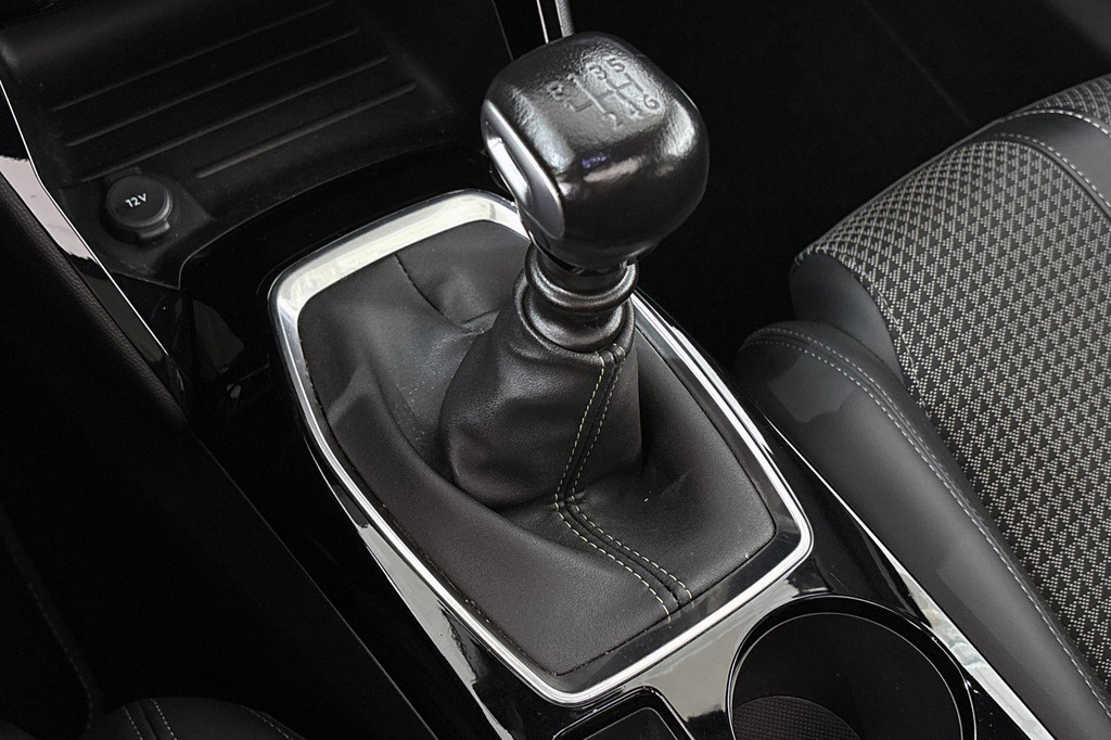 Peugeot 2008 (K865ZH) met abonnement