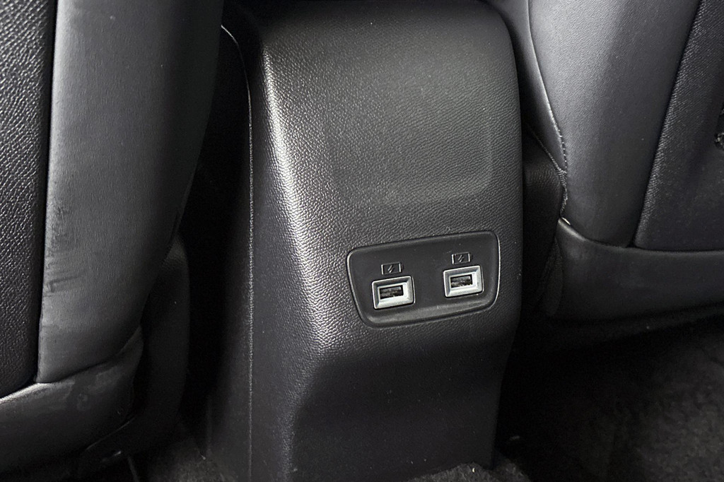 Peugeot 2008 (K865ZH) met abonnement