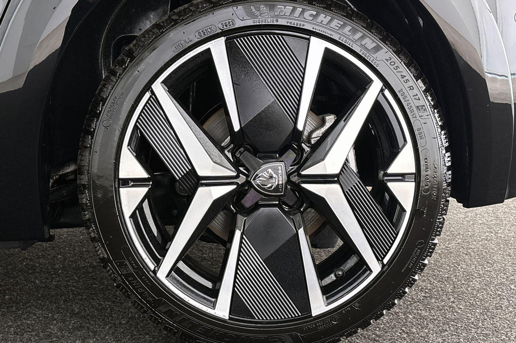 Peugeot e-208 (X040XT) met abonnement