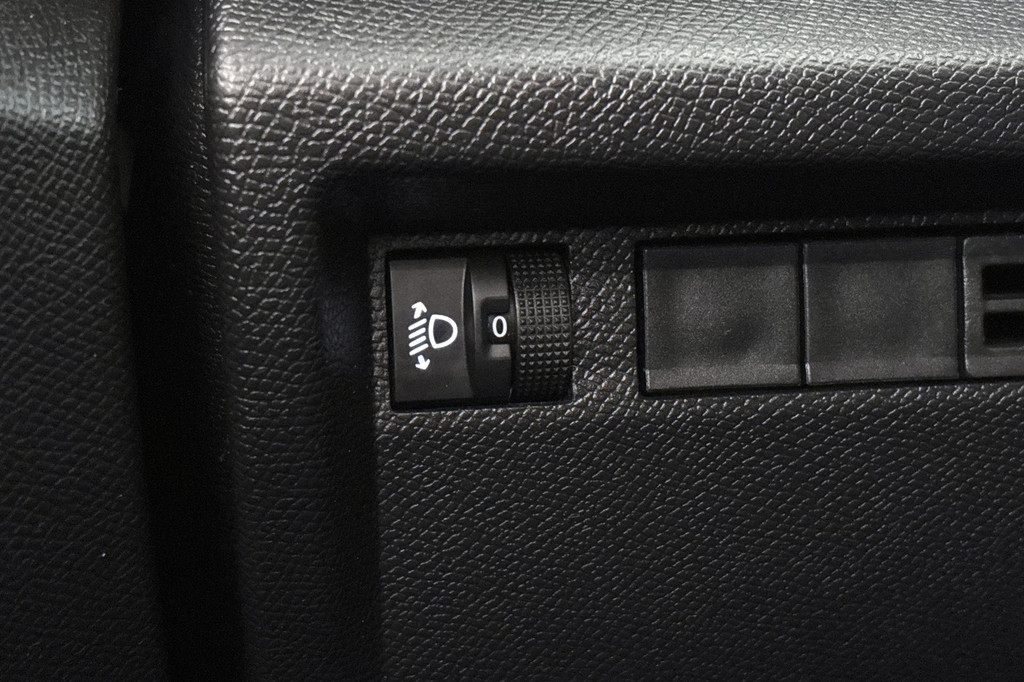 Citroën Ë-C4 (T151PG) met abonnement