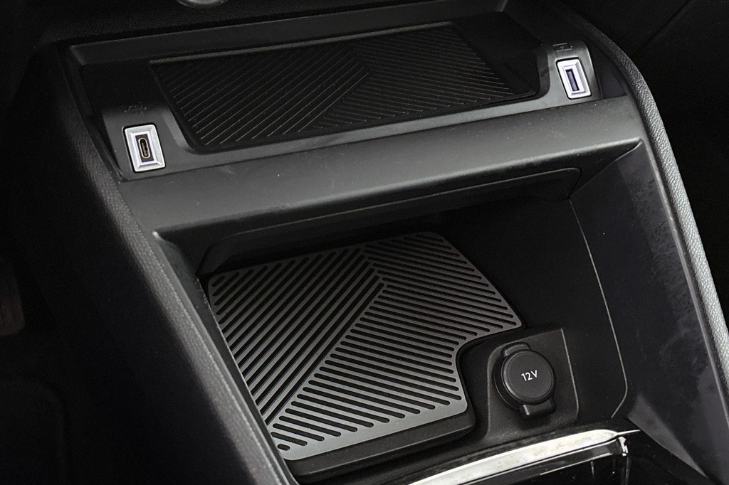 Citroën Ë-C4 (T151PG) met abonnement