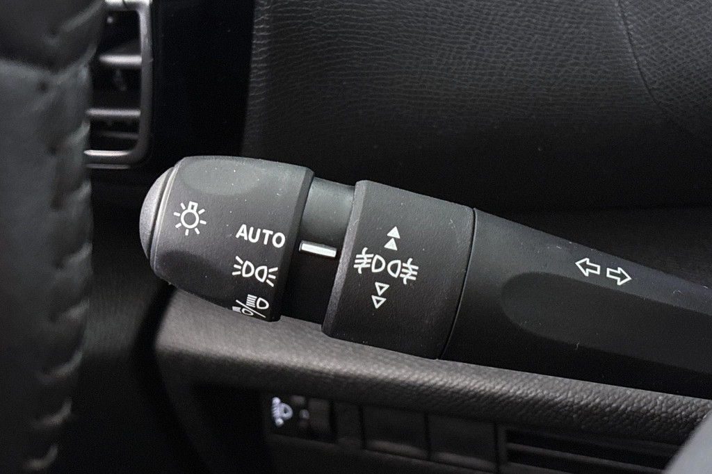 Citroën Ë-C4 (T151PG) met abonnement