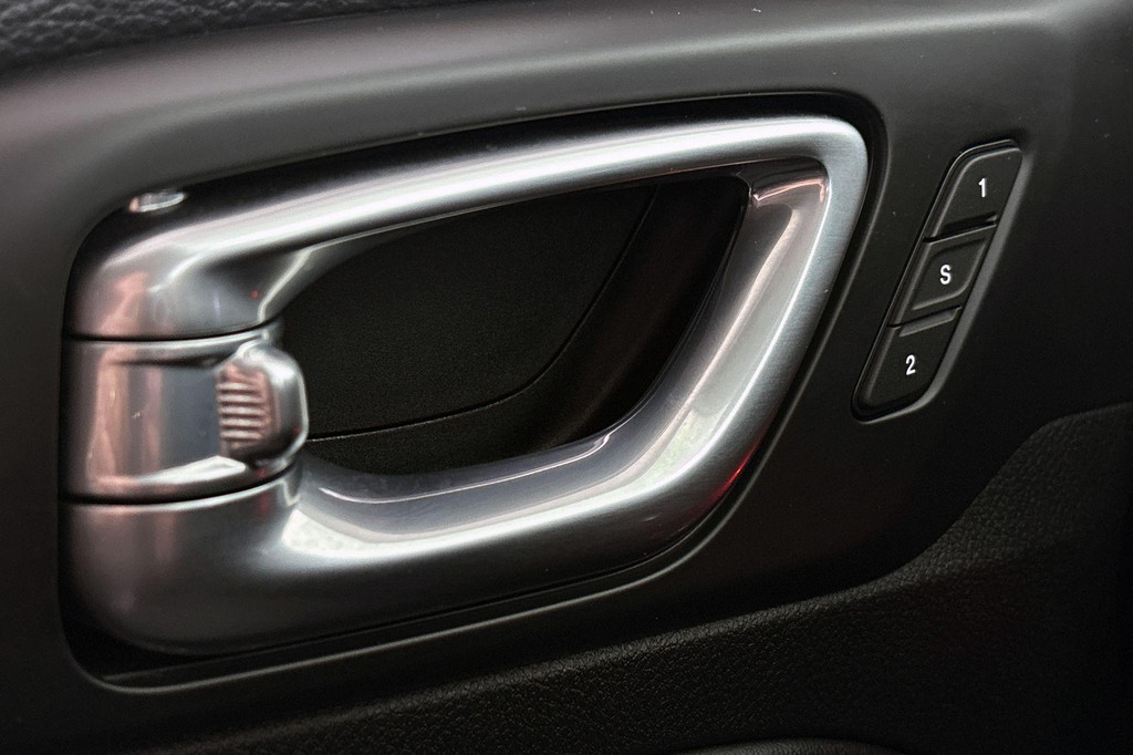 Jeep Compass (JTX47R) met abonnement