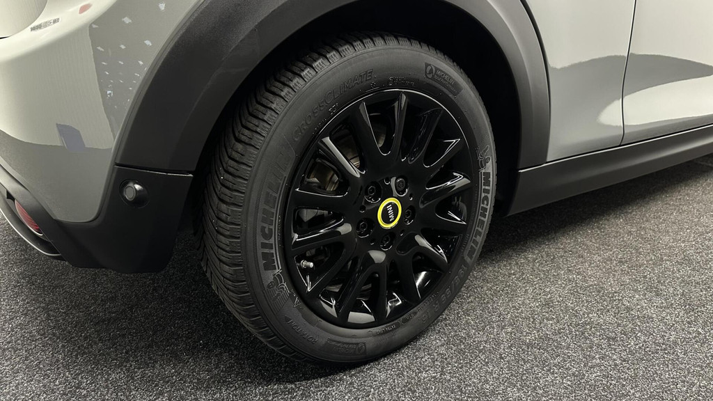 MINI Electric (N294SF) met abonnement