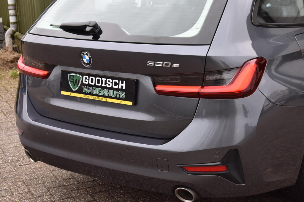 BMW 3 Serie touring (N616ZZ) met abonnement