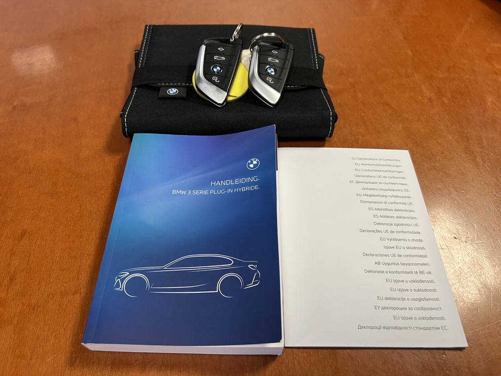 BMW 3 Serie (T823RV) met abonnement