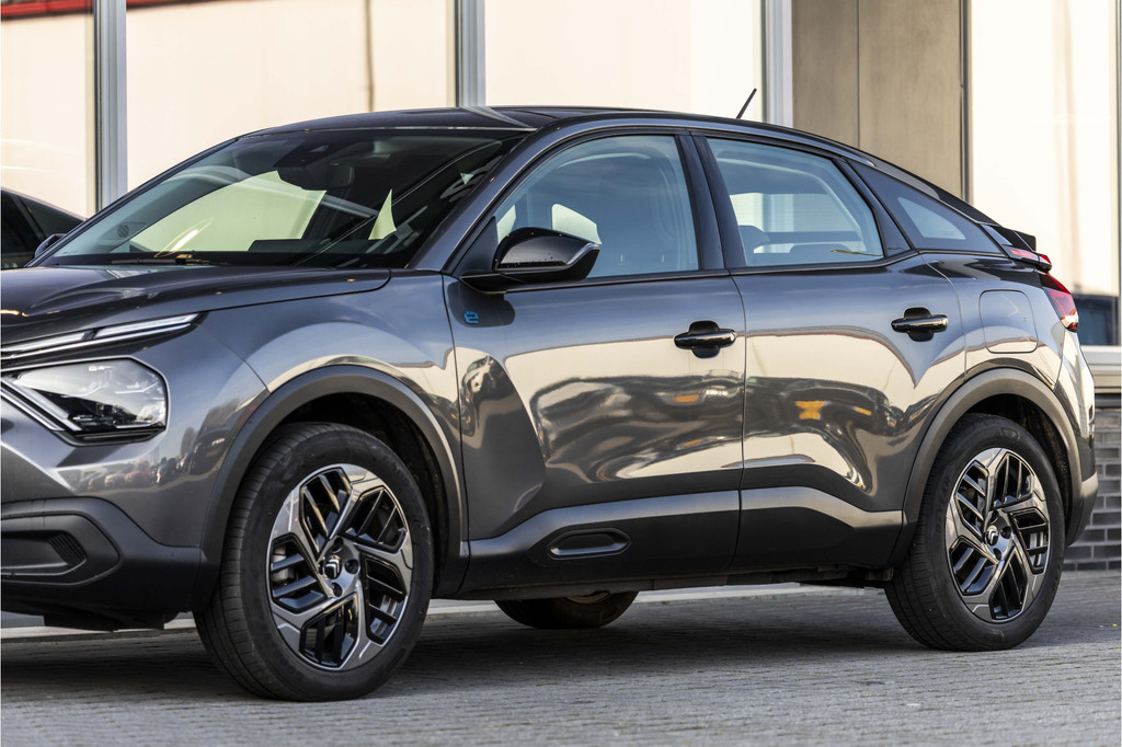 Citroën Ë-C4 (Z849RS) met abonnement