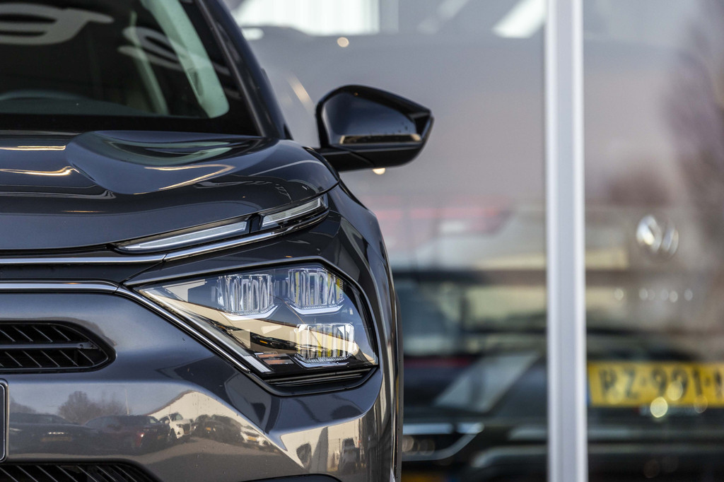 Citroën Ë-C4 (Z849RS) met abonnement