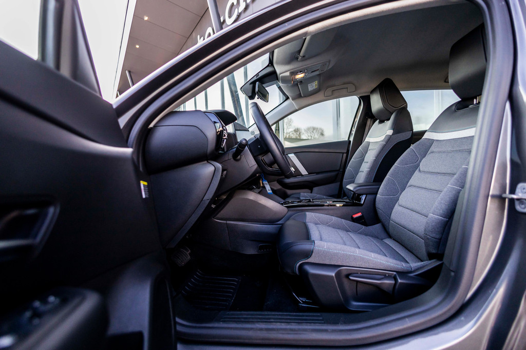 Citroën Ë-C4 (Z849RS) met abonnement