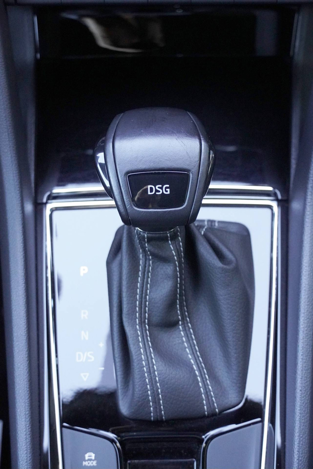 ŠKODA Karoq (N601LP) met abonnement