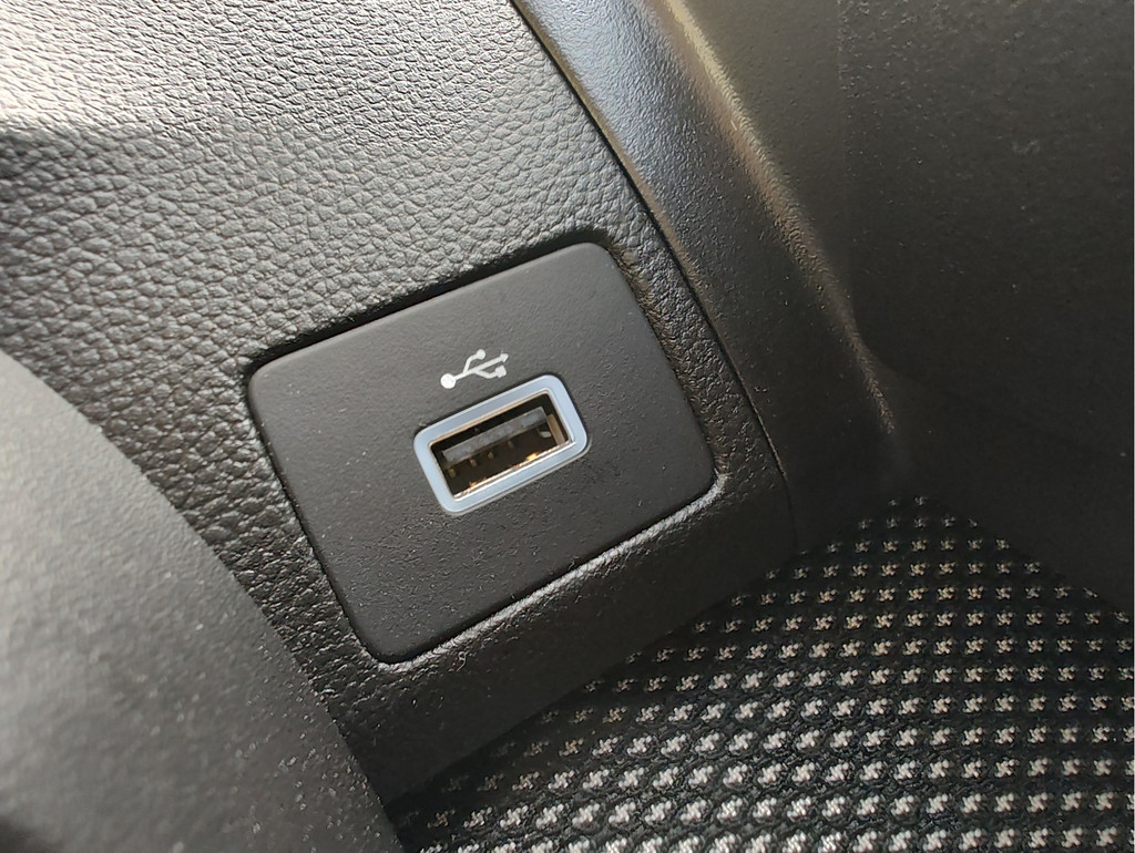 Dacia Sandero (JZD07H) met abonnement