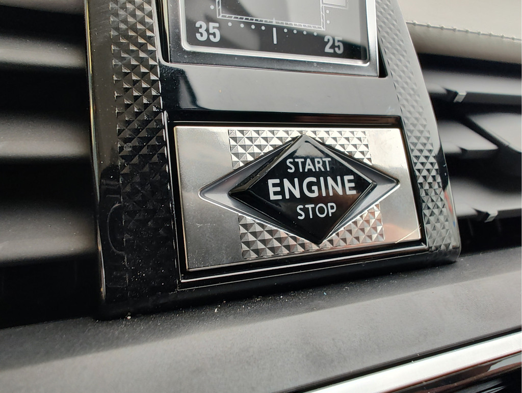 DS DS 7 (JZD16H) met abonnement