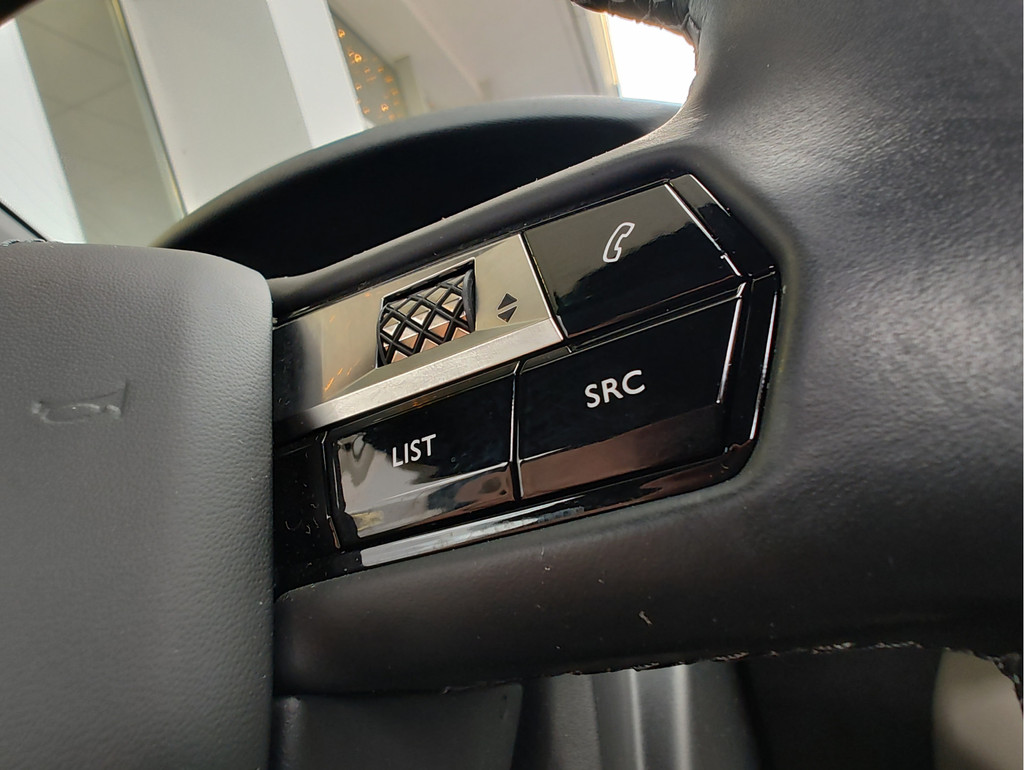 DS DS 7 (JZD16H) met abonnement