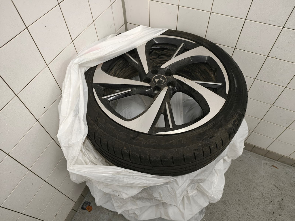 DS DS 7 (JZD16H) met abonnement