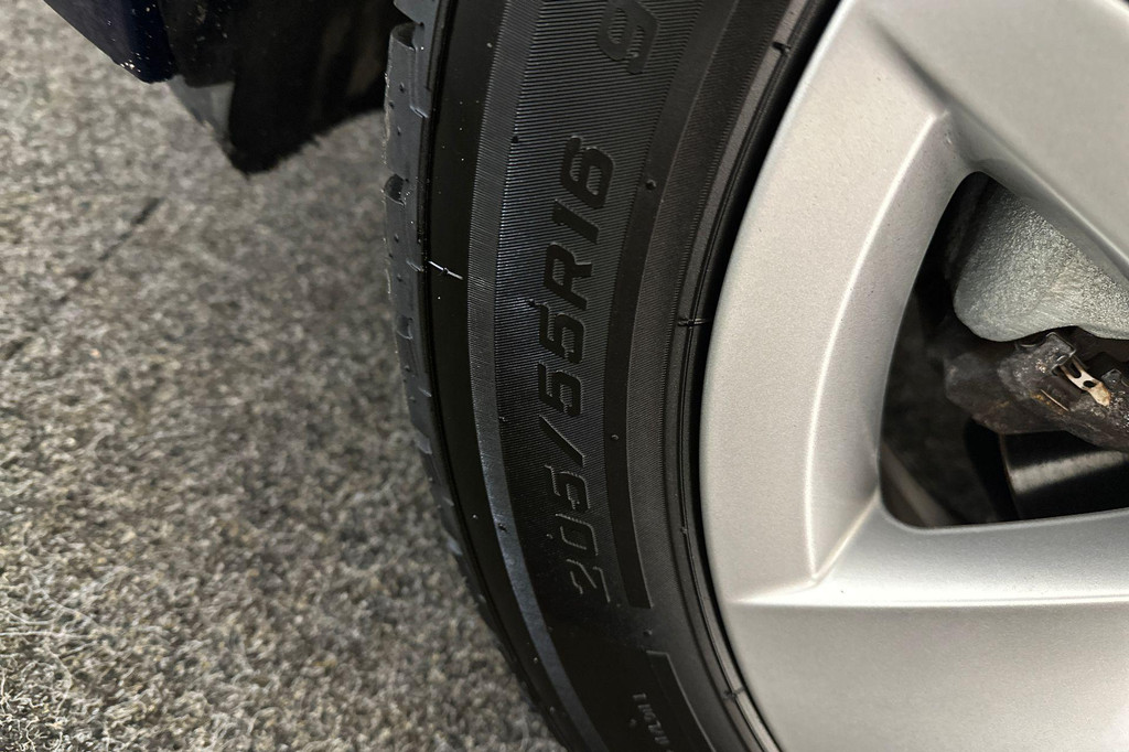 Volkswagen GOLF Variant (R226HH) met abonnement