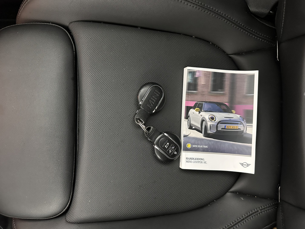 MINI Electric (P725BG) met abonnement