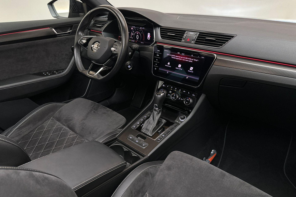 ŠKODA Superb (K775GS) met abonnement