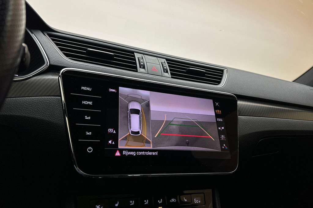 ŠKODA Superb (K775GS) met abonnement