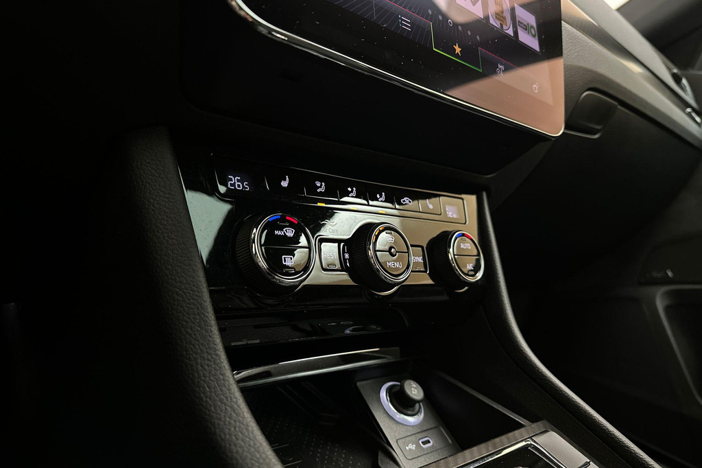 ŠKODA Superb (K775GS) met abonnement