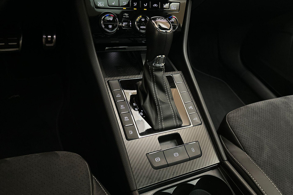 ŠKODA Superb (K775GS) met abonnement