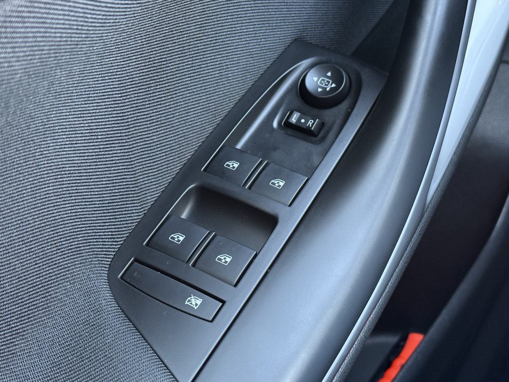 Opel Astra (K917LG) met abonnement