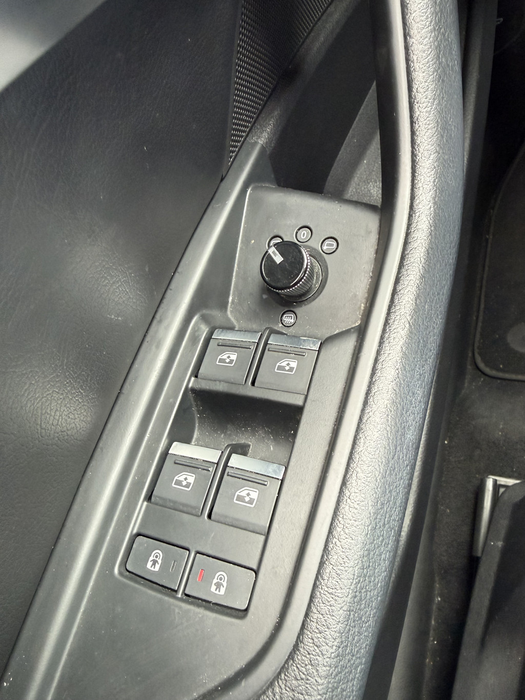 Audi e-tron (R458GN) met abonnement