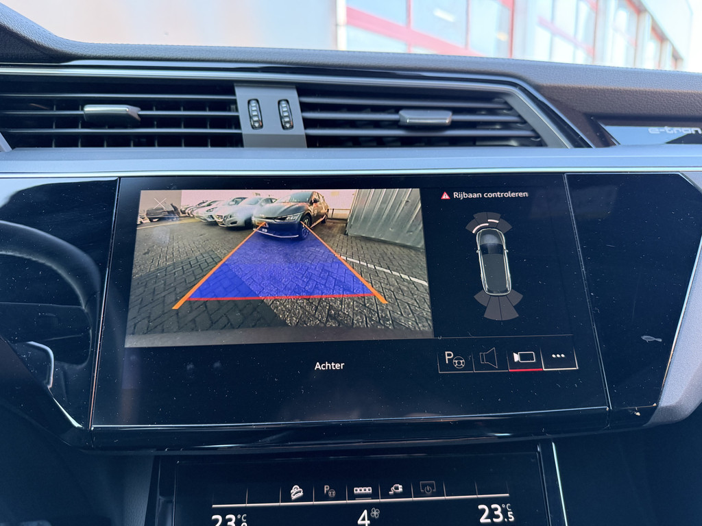 Audi e-tron (N231TD) met abonnement