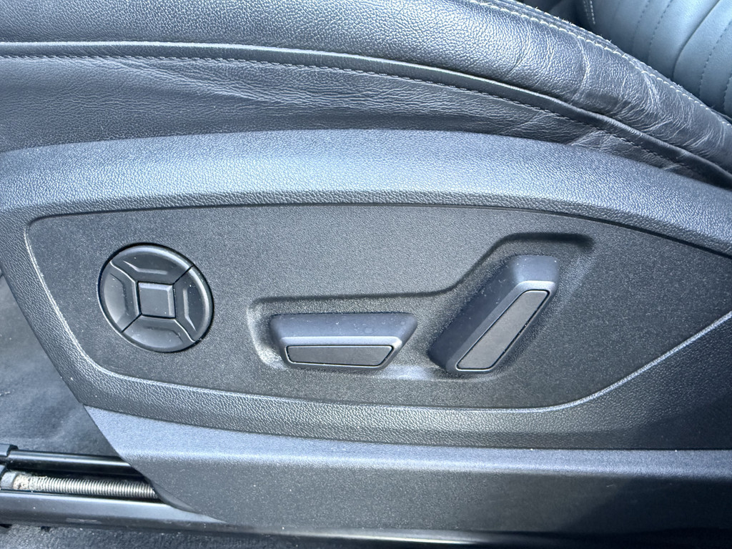 Audi e-tron (N231TD) met abonnement