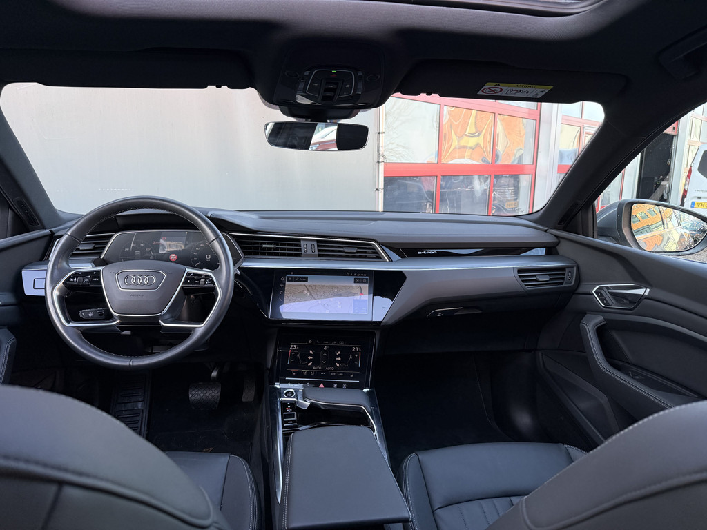 Audi e-tron (N231TD) met abonnement